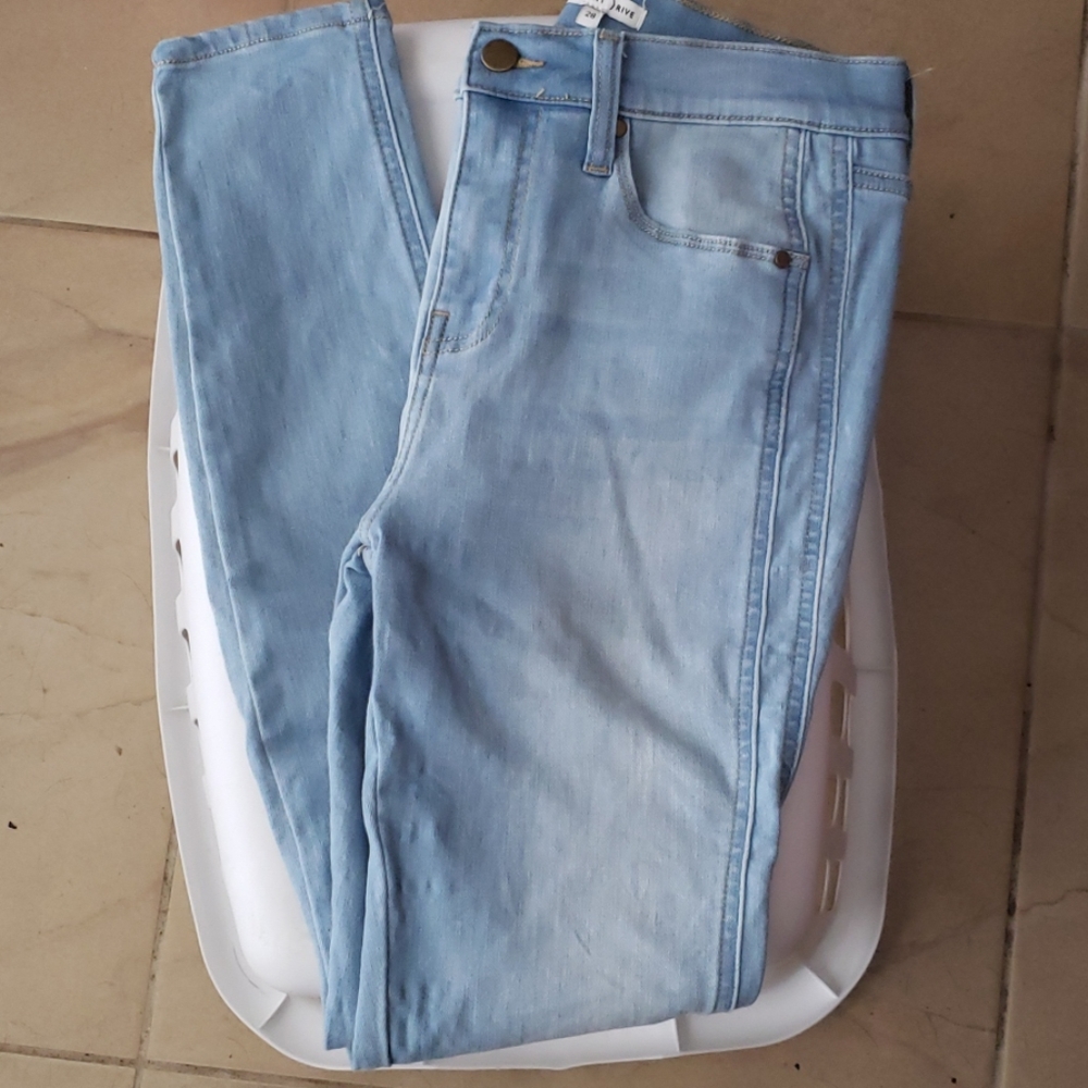 Womens Cresent Drive Jeans